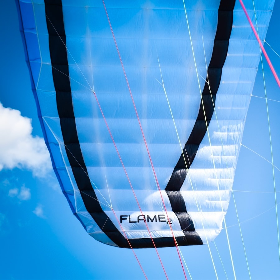 Flame 2 – Speedflying Miniwing and Speedwing for soaring, and hike and fly | Royal Blue color – Levelwings gliders_11 zoom about flame2 redesigned arc improves the overall efficiency of the wing